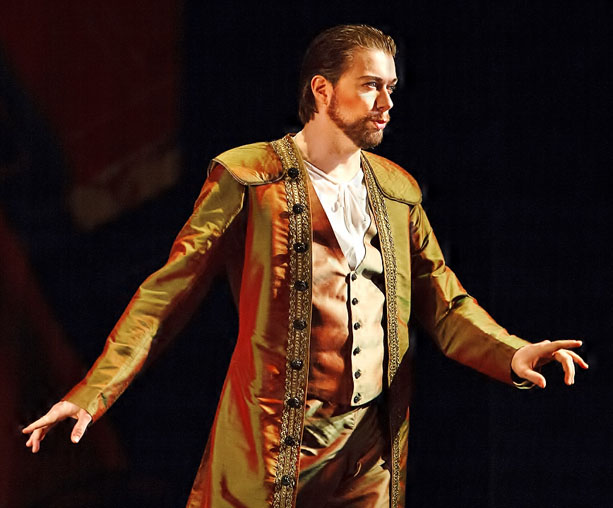 Olivier Laquerre as Arbace in Mozart's Ideomeneo April 2019 Opera Atelier