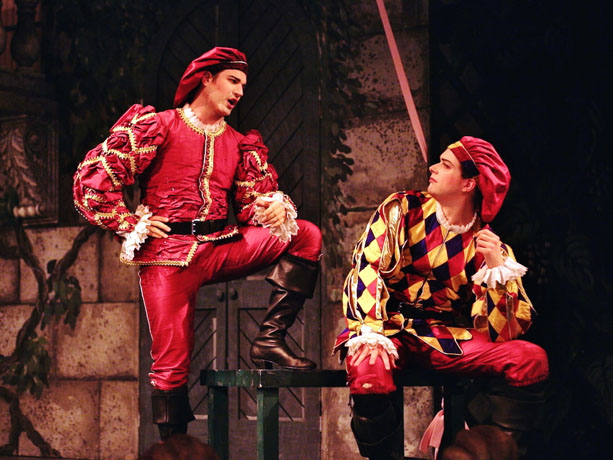 Olivier Laquerre - As Leporello, with Michael Chioldi. - Don Giovanni (2004)